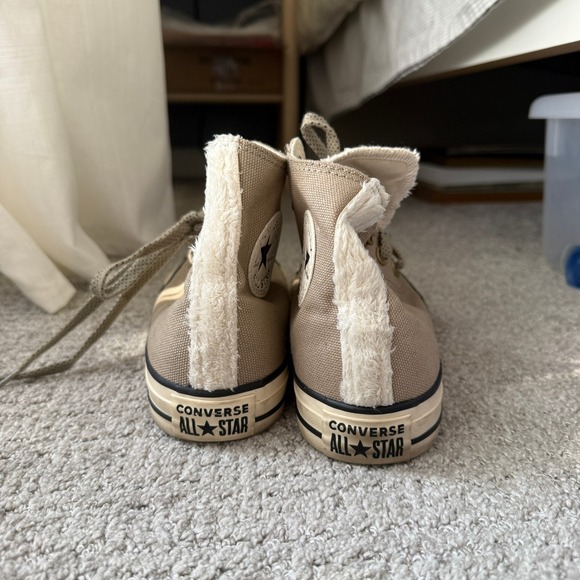 Converse Chuck Taylor Womens High Top Faux Fur Lined Taupe Tan Sneakers 8 - Picture 7 of 10